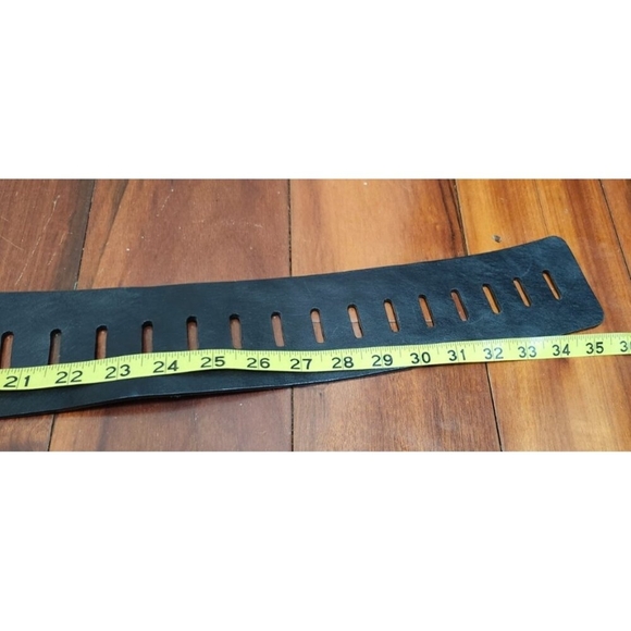 Brave Willa Bridle Black Leather Women's Belt Size 30 - Picture 9 of 12